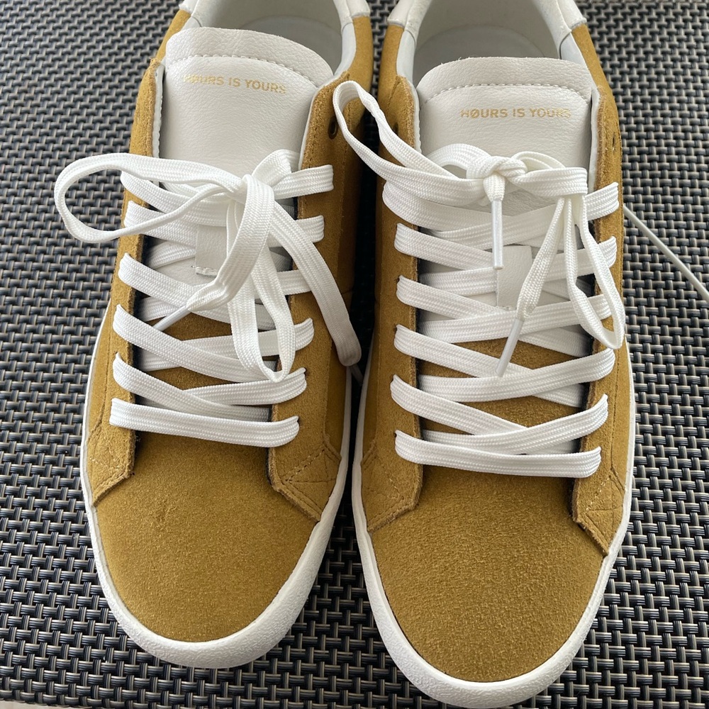 Hours is Yours Size 9 Yellow and White High-Top Sneakers with Rubber Soles
